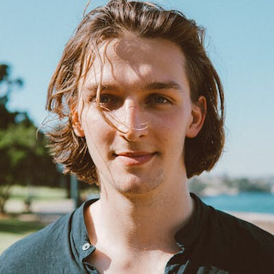 Photo by Elle Hughes